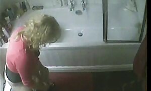 ستاره پورنو سیلیکونی آلتای اقیانوس با انگشت نورد ارگاسم انفرادی از دیلدو عکسهای سکسی دوجنسه ها
