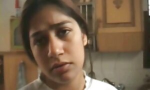 خروس قاچاقی عکس سکس جنده ها از یک عاشق جوان یک شگفت انگیز از blowjob می گیرد