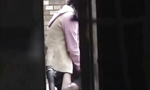 عوضی جوان شاخی از یک استراپون در عکس ها سکسی جدید جنس زیبا خود استفاده می کنند و به آخر می رسند