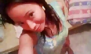 یک خانم جوان می تواند با لباس زیر مردی سکس عکس ها را خوشحال کند